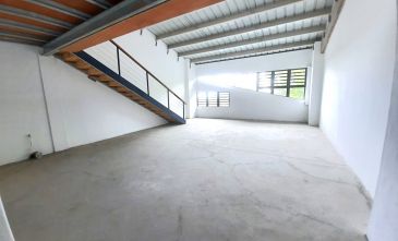 90 m² office